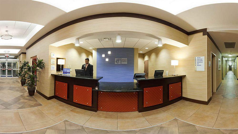 Holiday Inn Express Hotel & Suites Chattanooga Downtown By Ihg Buitenkant foto