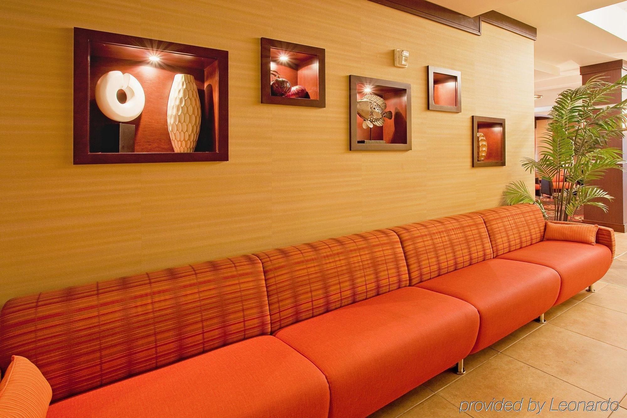 Holiday Inn Express Hotel & Suites Chattanooga Downtown By Ihg Interieur foto