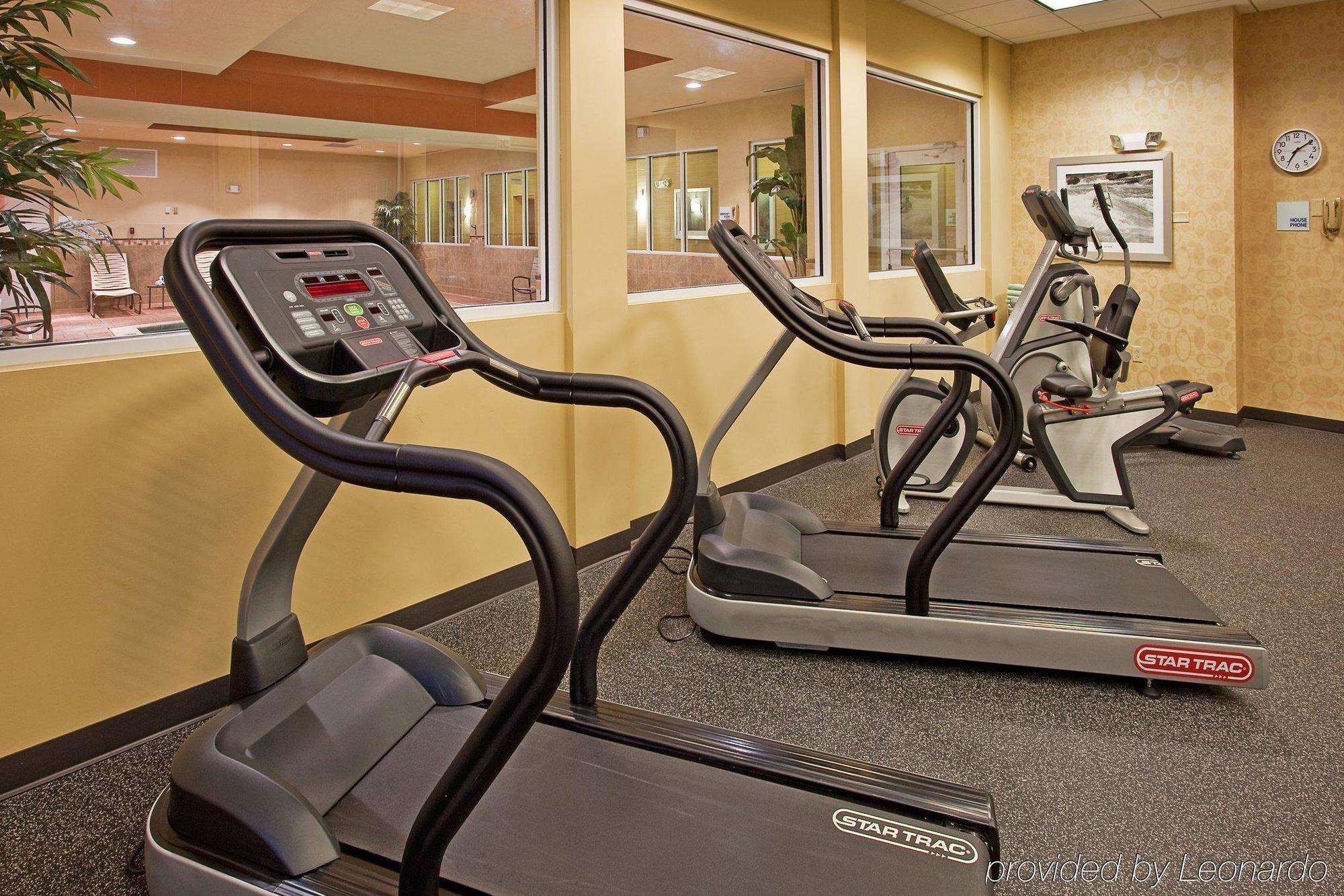 Holiday Inn Express Hotel & Suites Chattanooga Downtown By Ihg Buitenkant foto