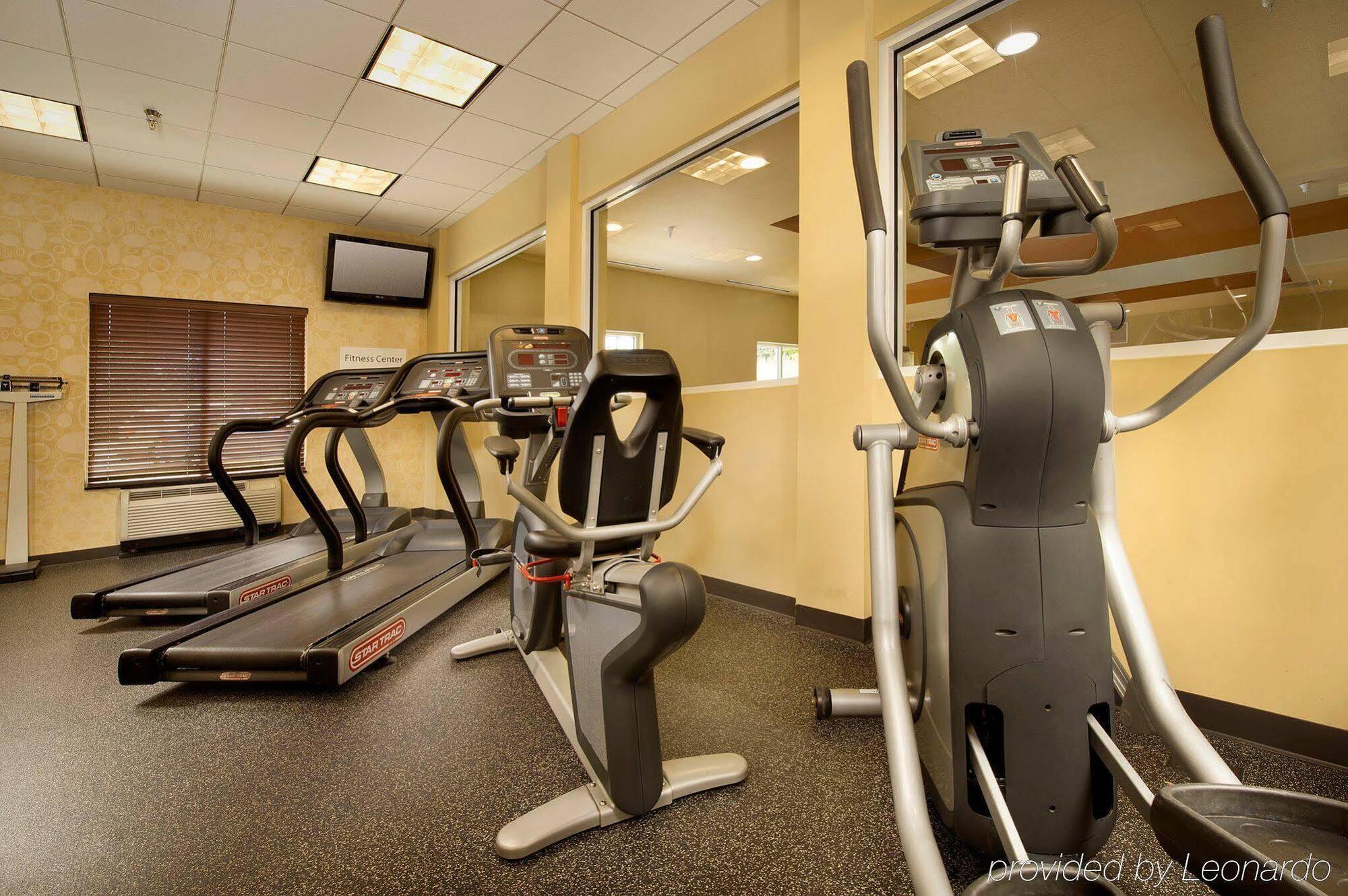 Holiday Inn Express Hotel & Suites Chattanooga Downtown By Ihg Buitenkant foto